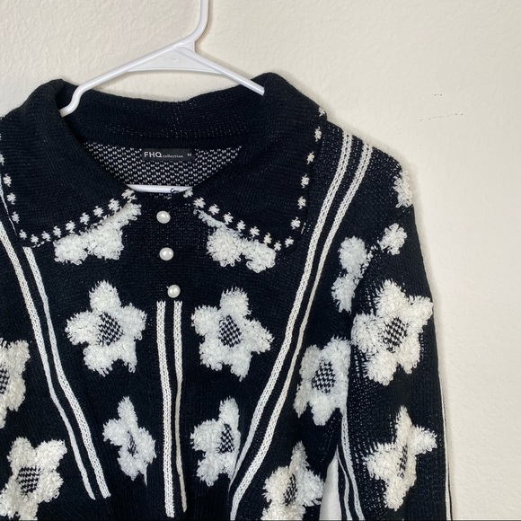 Cute sweater! - Picture 5 of 12